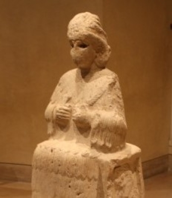 Statua della dèa Narundi